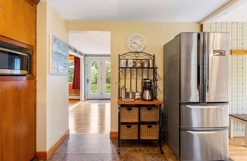 Sorrento House | Cozy Bay - Sorrento, ME