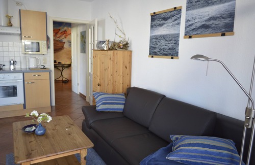 Thiessow Apartment | Cozy beach apartment on the ground floor in Thiessow - 150 m to the beach