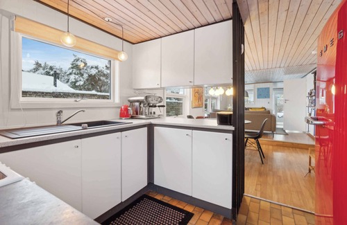 Snogebaek House | Cozy beach bungalow close to Balka Beach