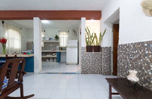 Chicxulub Puerto House | Cozy Beach Home | Budget Friendly | Nice Location!