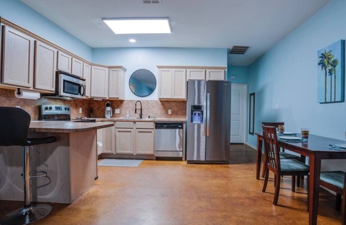 Corpus Christi House | Cozy beach home w/Heated Pool !NO CLN FEE!, Cozy beach home w/Heated Pool !NO CLN FEE!