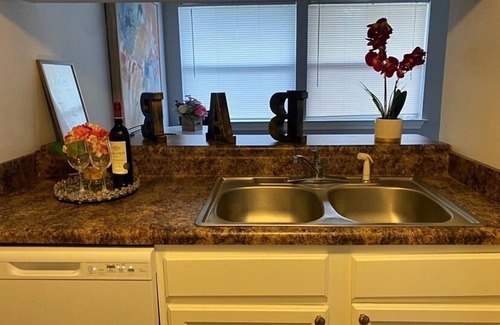 Gulfport Apartment | Cozy Beach Loft Walking Distance To The Beach! 🏖️