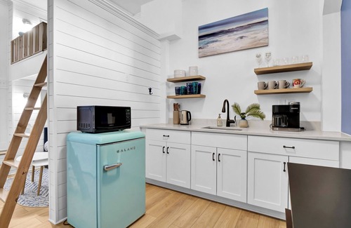 Surf City House | Cozy Beach Studio Steps from Surf City Beach Access