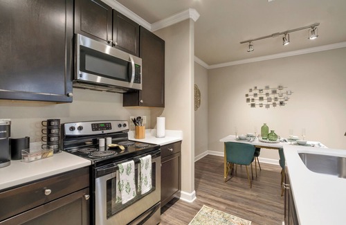 Durham Apartment | Cozy, beautifully decorated apartment!