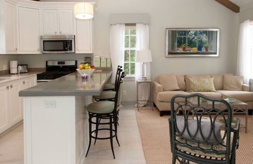 Natchez Bed & Breakfast | Cozy Bed and Breakfast within walking distance of the MS River Bluff & Main St