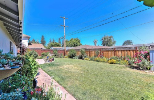 Santa Clara House | Cozy bedroom + shared bathroom in pleasant Santa Clara with AC, WiFi
