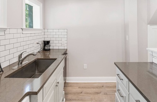 Belmont Cottage | Cozy Belmont Cottage ~ 1mi to shops & restaurants