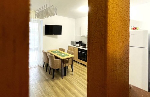Sinaia Apartment | Cozy Bliss Studio in Sinaia w. Free parking