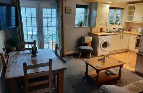 Bodmin Apartment | Cozy Bodmin Retreat Free Parking