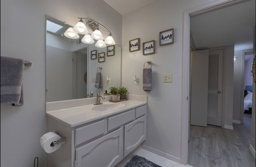 El Paso House | Cozy, boho-inspired 3bd townhome