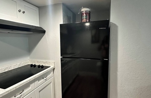 San Antonio Apartment | Cozy BR Apt near Sea World, Lackland AFB, and great shopping.