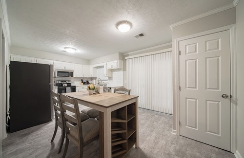 Columbus House | Cozy Brick Ranch Home owned and operated by an Army Soldier!