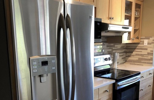 Canmore Condo | Cozy.Bright.Central - Canmore Downtown