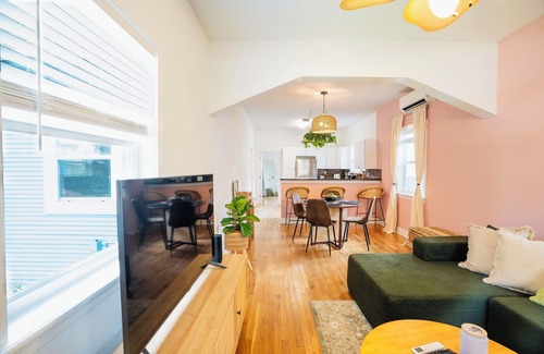 Ybor City House | Cozy Bungalow 1 mile from Tampa
