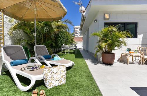 Playa del Ingles House | Cozy bungalow for 6 in Playa del Inglés GD04 by VillaGranCanaria