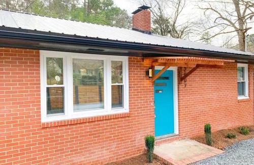 Durham House | Cozy Bungalow-near Duke, Hospital, Walk to food