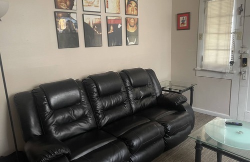 Saint Claude House | Cozy Bywater NOLA Clubhouse - ONLY 5 mins from the French Quarters