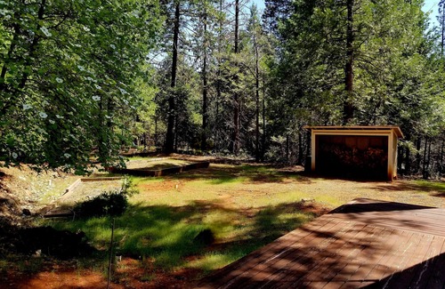 Glencoe Cabin | Cozy Cabin 40 mins to Kirkwood, 15 to Wineries, 5 to shopping, 1 mile off hwy88.