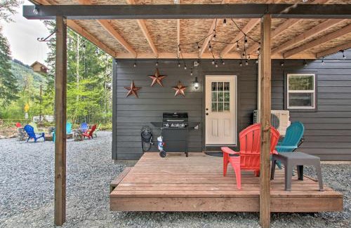 Paradise Estates House | Cozy Cabin - 5 Miles to Mt Rainier National Park!