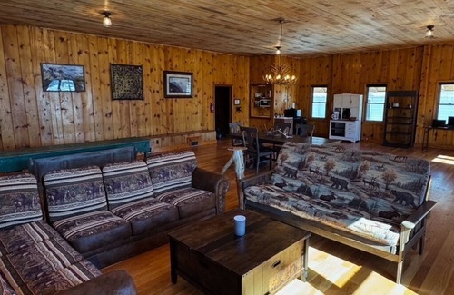 Big Piney Cabin | Cozy cabin conveniently located for fisherman on the Green River in Wyoming