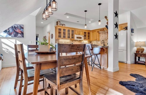 Chester Cabin | Cozy Cabin & Gameroom in Chester
