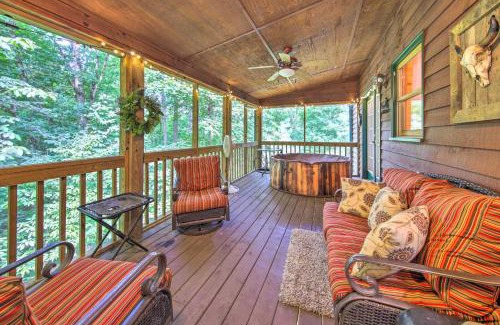 Ellijay House | Cozy Cabin in Coosawattee River Resort!