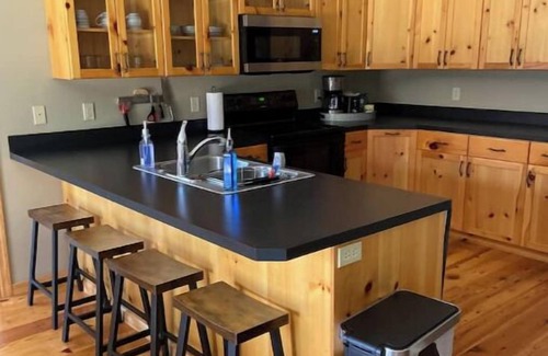 Ennis House | Cozy Cabin in Ennis, MT