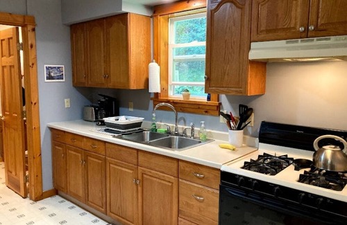 Great Valley Cabin | Cozy Cabin in the woods 2 br + 1 loft br, 1 bath. Large deck, beautiful views