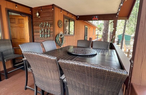 Munds Park Cabin | Cozy Cabin in the woods