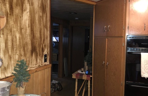 Tomahawk Cabin | Cozy cabin in the woods by Lake Nokomis and Bearskin trails