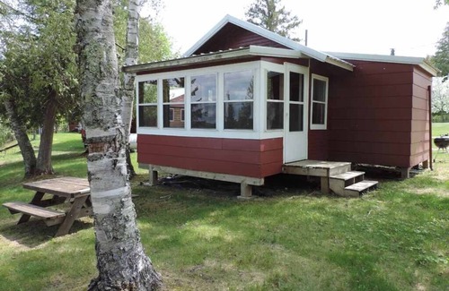 Puposky Cabin | Cozy Cabin on a spectacular fishing lake in the MN northwoods.