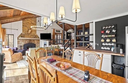 Farmers House | Cozy Cabin On Cave Run Lake RRG - Game Room, Fire Pit & Lake Views