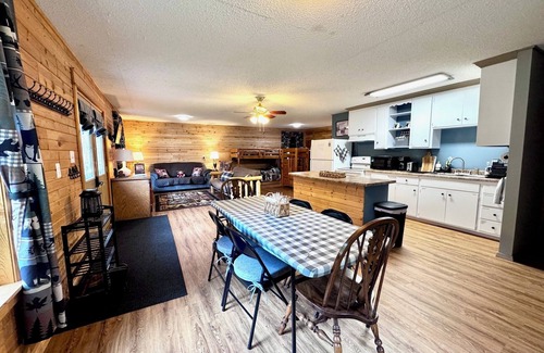 Deer River Cabin | Cozy Cabin on Little Moose Lake & Snowmobile Trail