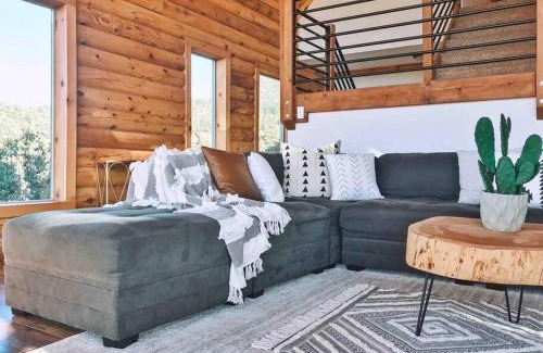 Pine Mountain Club Villa | Cozy Cabin Rental in Pine Mountain Club California