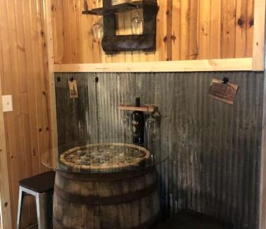 Harrison House | Cozy Cabin Rental near Ozark National Forest for a Relaxing Weekend Getaway in Arkansas