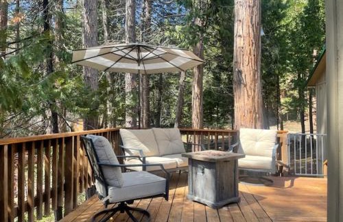 Camp Nelson Villa | Cozy Cabin Retreat