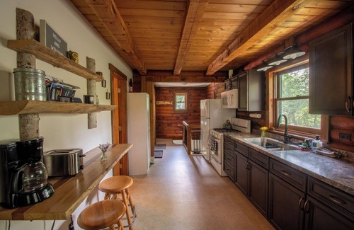 Ellicottville Cabin | Cozy Cabin tucked in the woods. Pet-Friendly! 7 minutes from Ellicotville!
