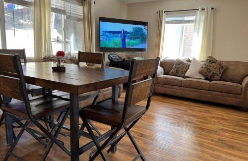 Crestline House | Cozy Cabin