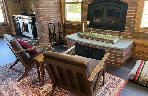 Staatsburg House | Cozy Cabin w/Heated Pool, Hot Tub and Open Fields