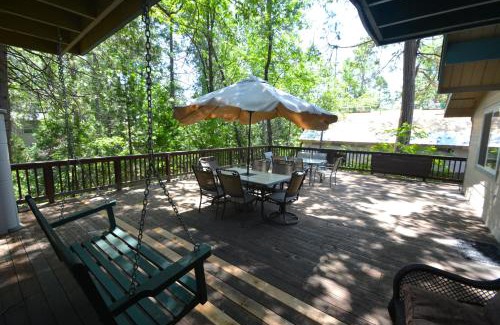 Bass Lake House | Cozy Cabin With Boat Slip Reduced Nightly Rate