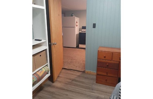 Gaylord Cabin | Cozy Cabin , your up north getaway !