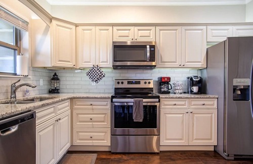 Townsend Condo | Cozy Cades Cove Condo with Community Pool!