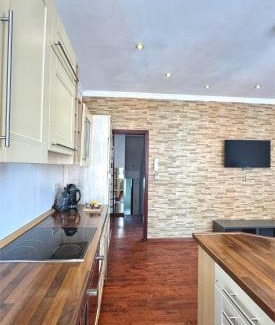 Laken Apartment | Cozy & Calm Apartment Perfect for ING Arena Events