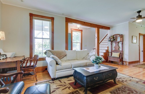 Cambridge House | Cozy Cambridge Retreat w/ Casita Near Marina!