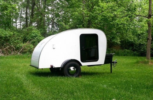 Hector House | Cozy Camper delivered to you!