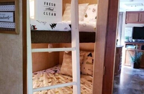 Seven Oaks House | Cozy Camper in St. Andrews, Irmo, Harbison Blvd.
