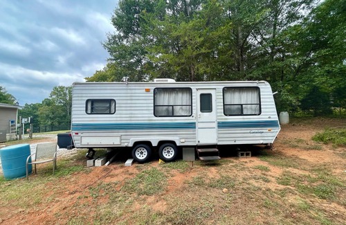Townville House | Cozy Camper with AC and WiFi in Pleasant Townville