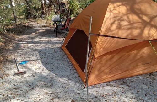 Chiefland RV Rental | Cozy campground in welcoming Chiefland with WiFi