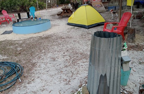 Chiefland RV Rental | Cozy campground with WiFi in peaceful Chiefland
