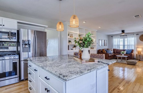 Jamaica Beach House | Cozy Canal Home 4 Min Dr to Beach + Outdoor Space